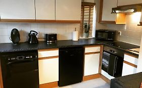 Clarabel'S Guest House- The Nook